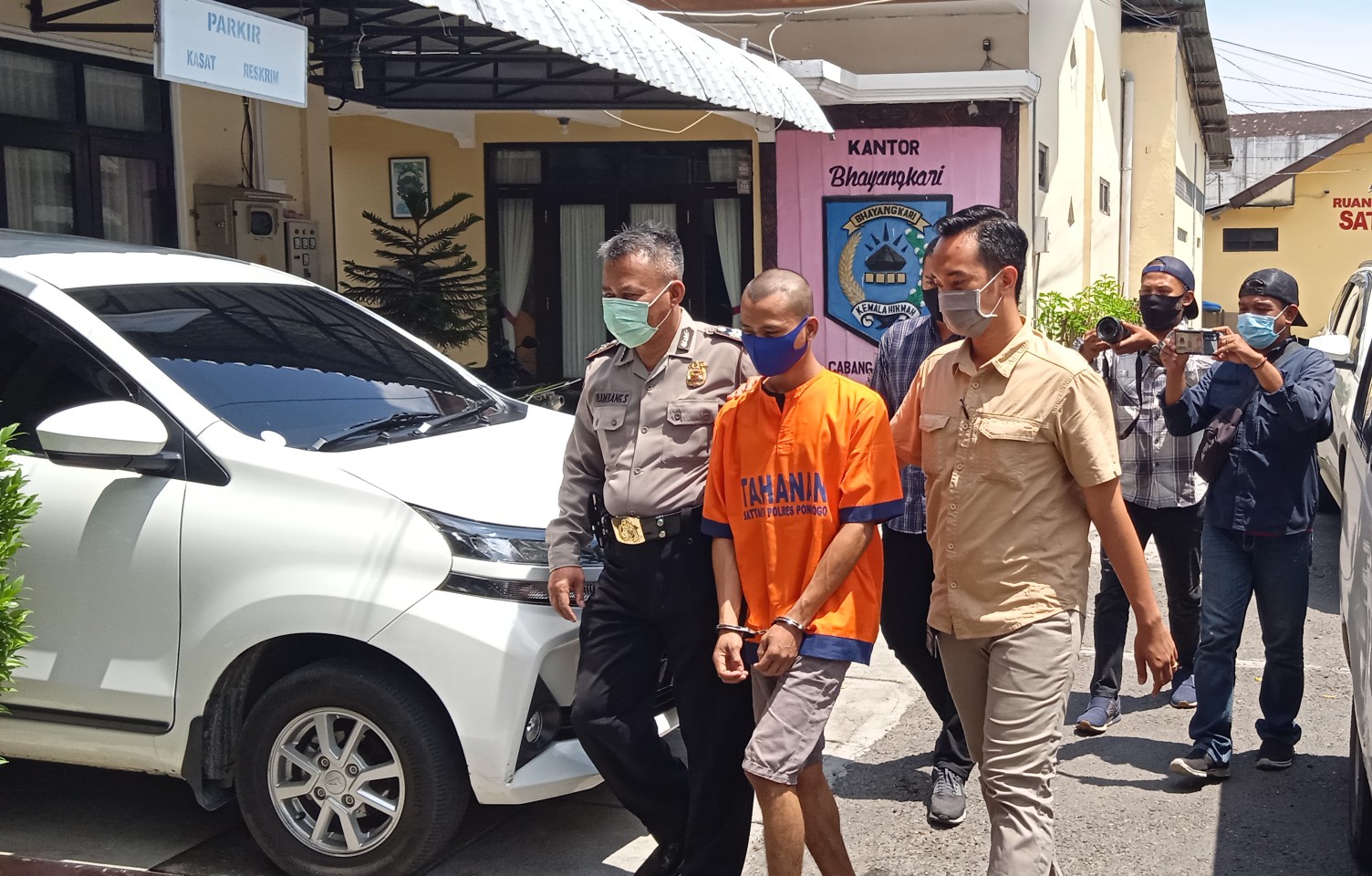 Pria Beristri Setubuhi Remaja Hingga Melahirkan
