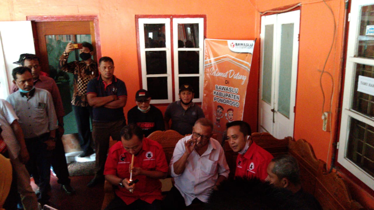 Setelah Panggilan Ketiga, Akhirnya Beny Datang ke Bawaslu