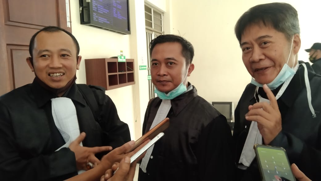 Sidang Benny Ditunda, Kuasa Hukum Terdakwa Kecewa