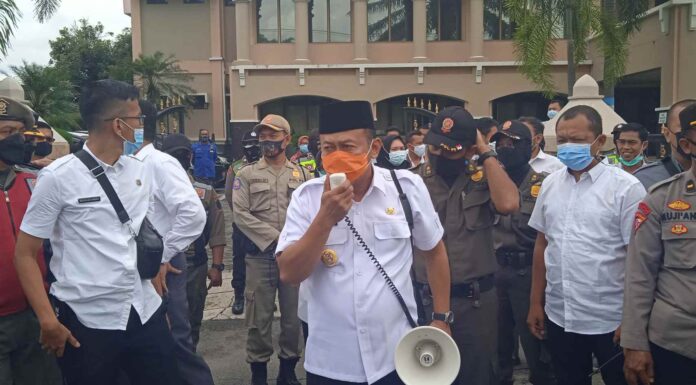 Pedagang Berikan Bupati Waktu dan Kepercayaan Untuk Tuntaskan Masalah Lapak