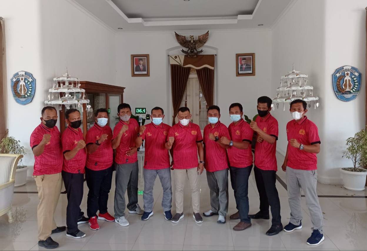 Komitmen Kang Giri Hidupkan Persepon, Kontrak Pelatih Berpengalaman