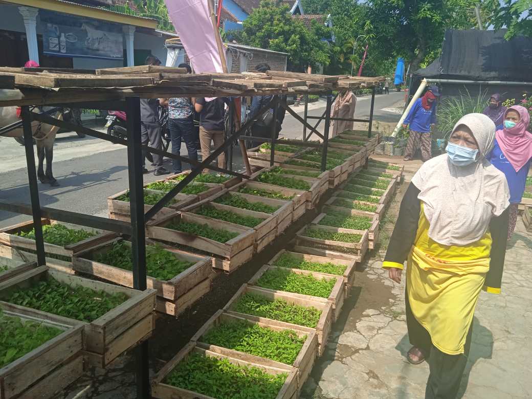 Lomba Gotong Royong, Kang Giri dan Tim Penilai Jatim Kunjungi Desa Pondok
