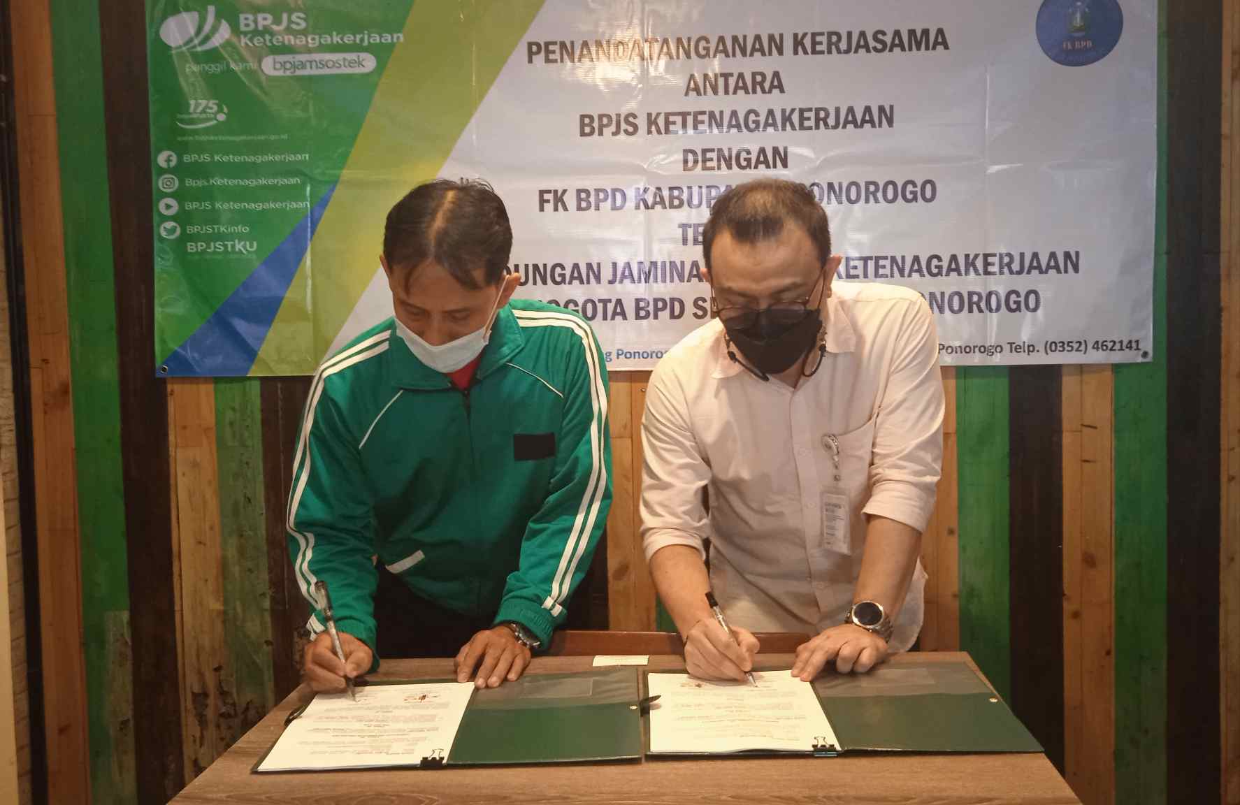 Peduli dan Lindungi Anggota, BPD Ponorogo Teken MoU dengan BPJS Ketenagakerjaan