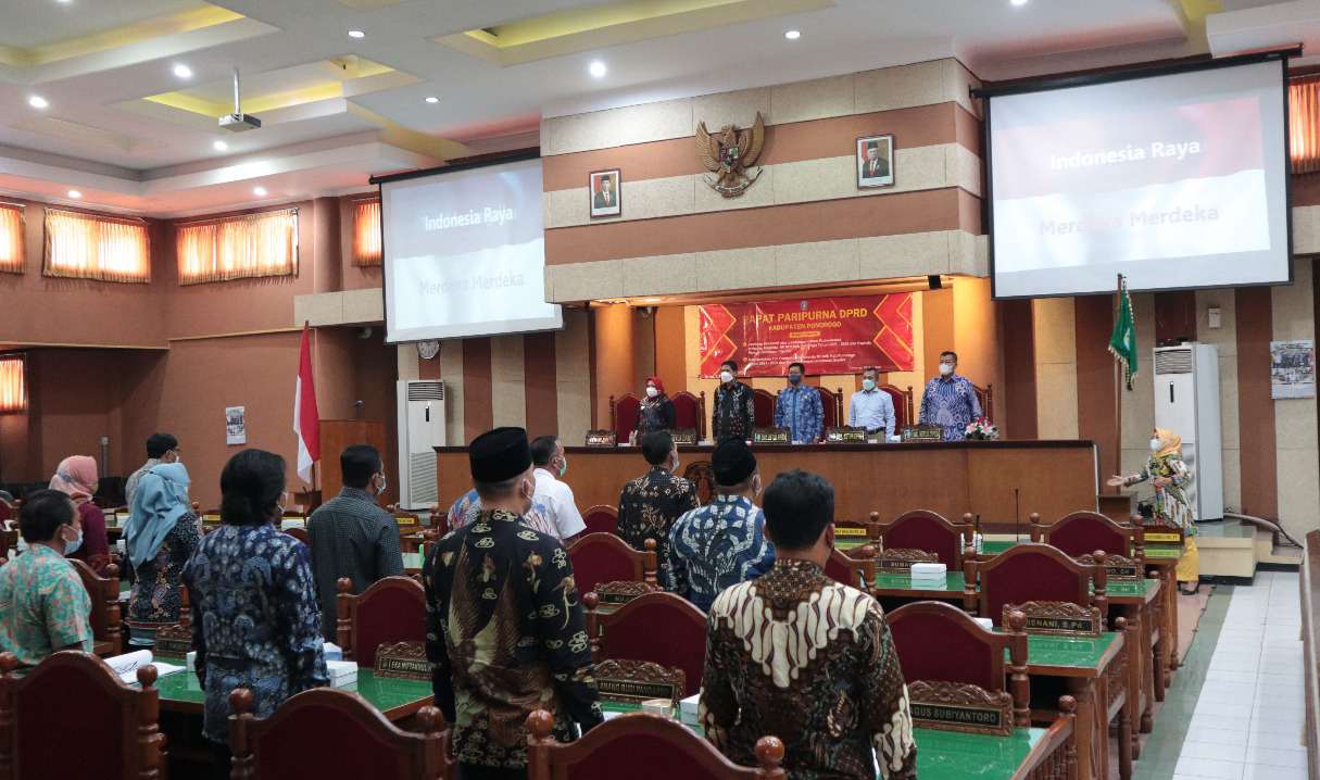 Paripurna DPRD, Jawaban Eksekutif Atas Pandangan Umum Fraksi dan Pembentukan Tim Pembahasan