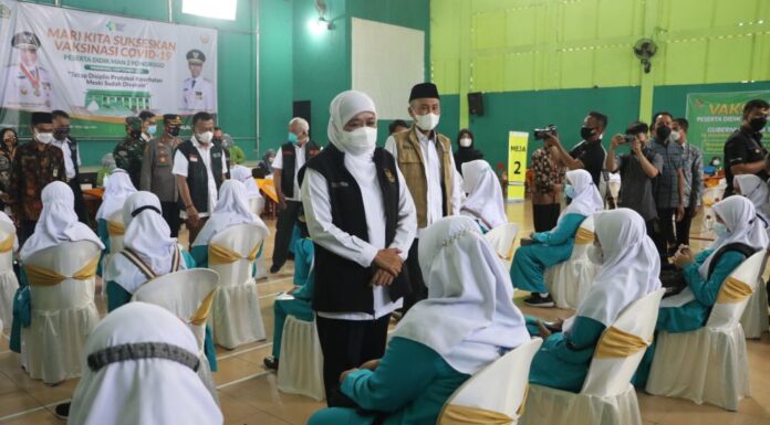 Khofifah Indar Parawansa