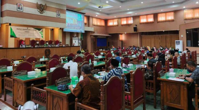 Paripurna DPRD Ponorogo Bahas Agenda Pendapat Bupati Terhadap 4 Raperda Inisiatif ponorogo
